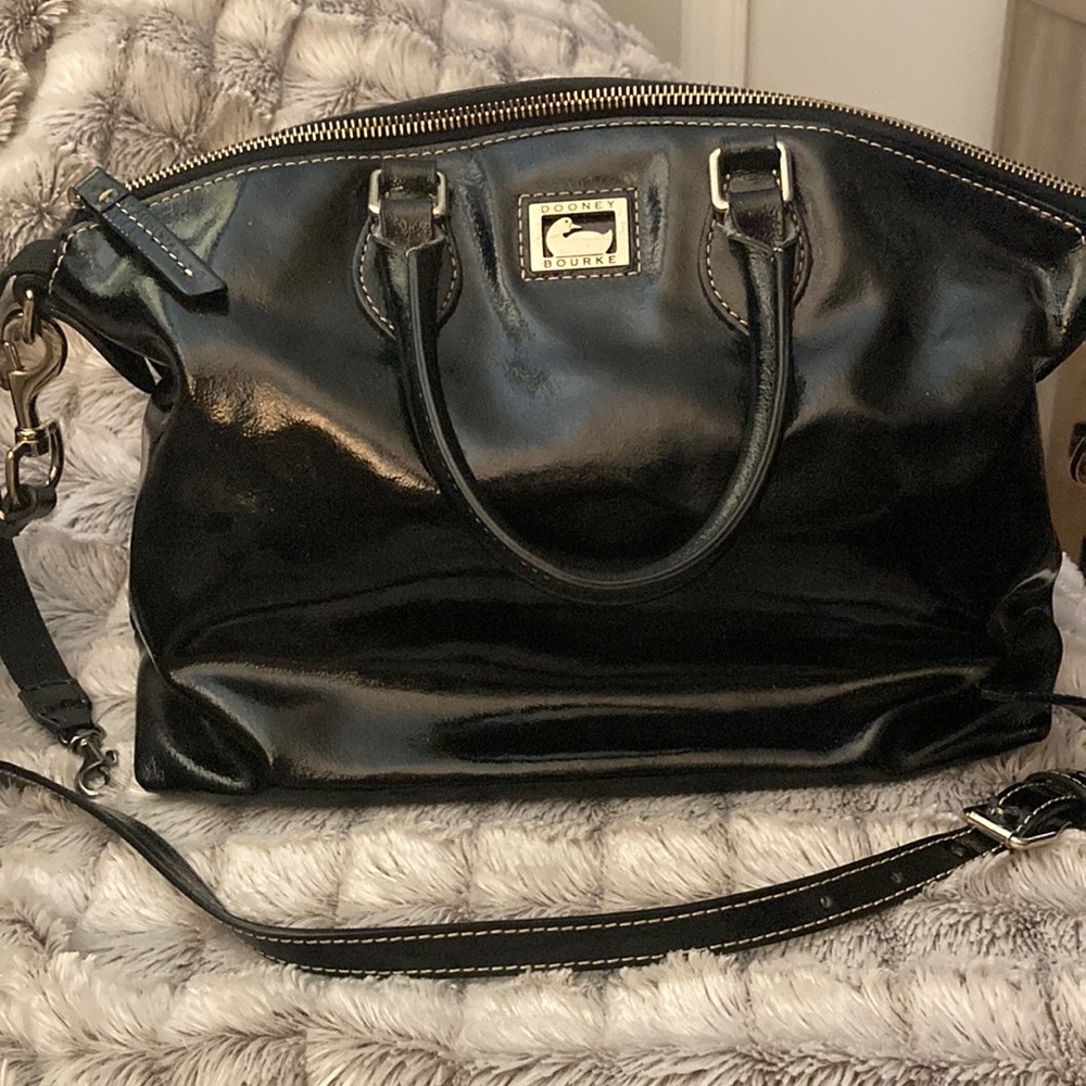 Dooney & Bourke Black Shoulder Bag with Adjustable Strap